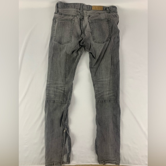 MNML Jeans - Picture 4 of 5